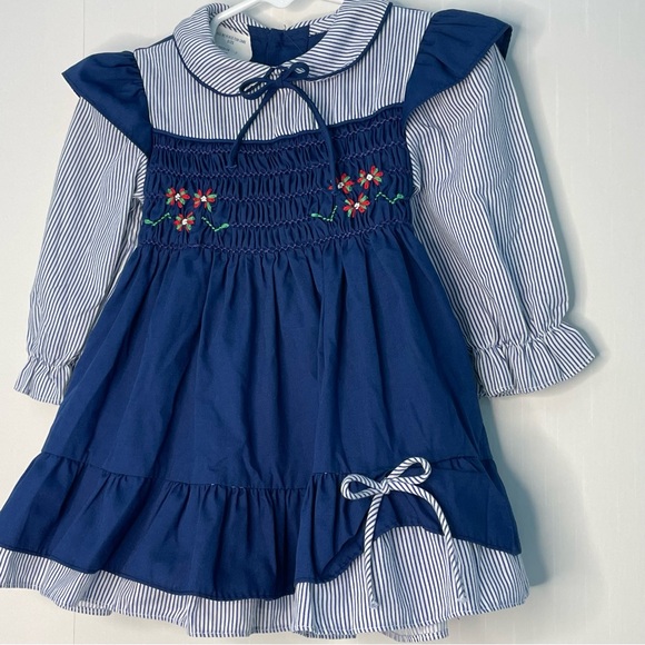 Vintage Polly Flinders Girls Hand Smocked Dress Apron Style 2T ✔️Flaw - Picture 4 of 14